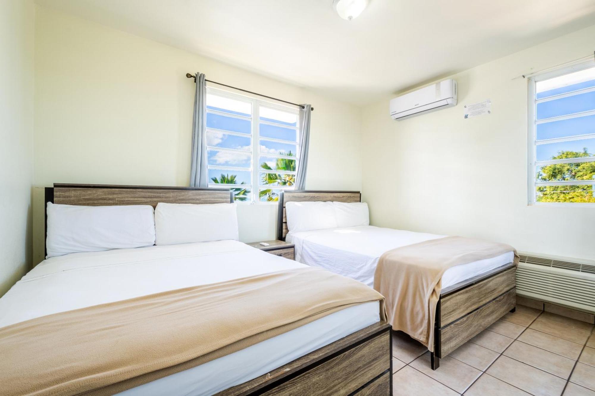 בוקרון West Coast Inn'S מראה חיצוני תמונה