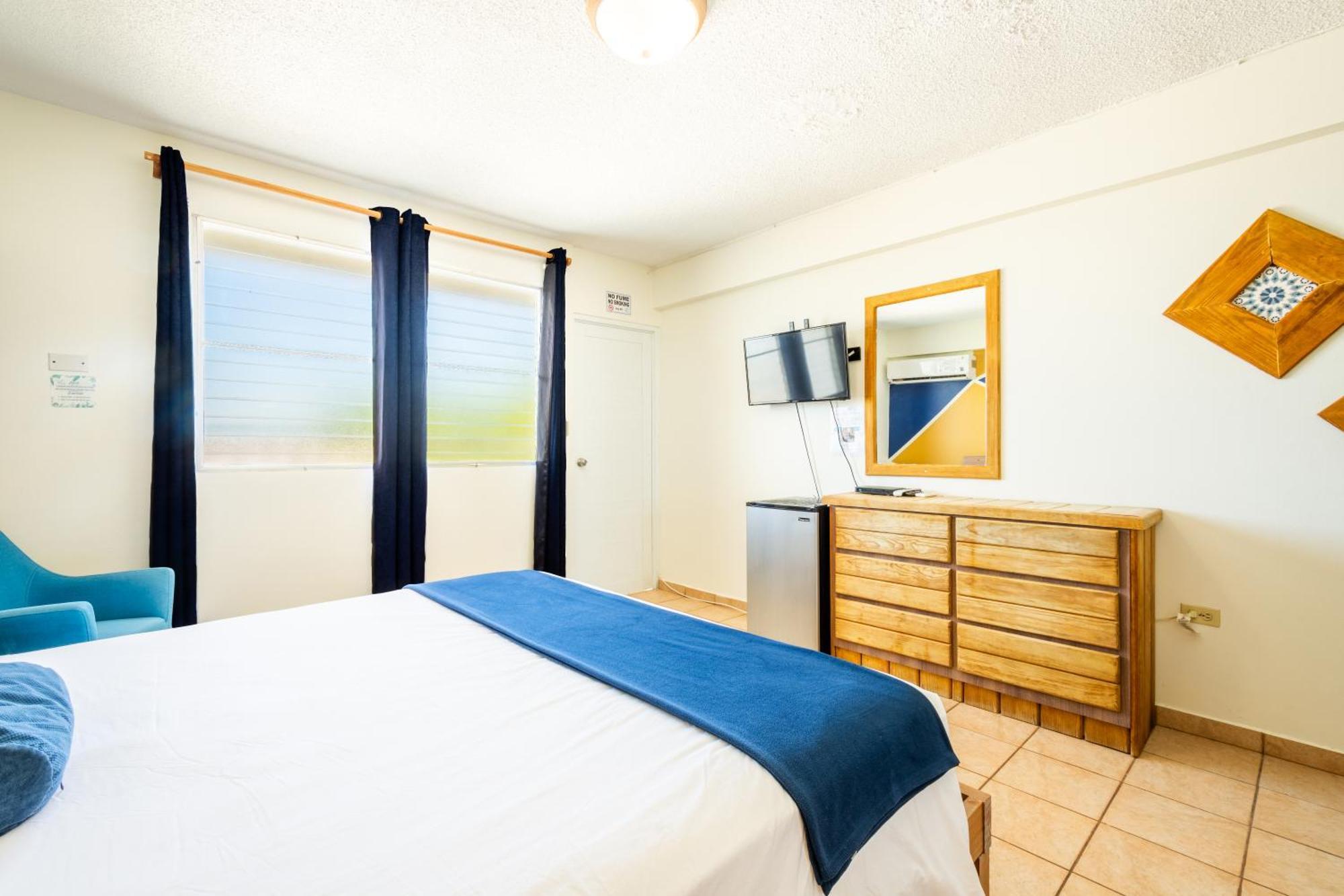 בוקרון West Coast Inn'S מראה חיצוני תמונה