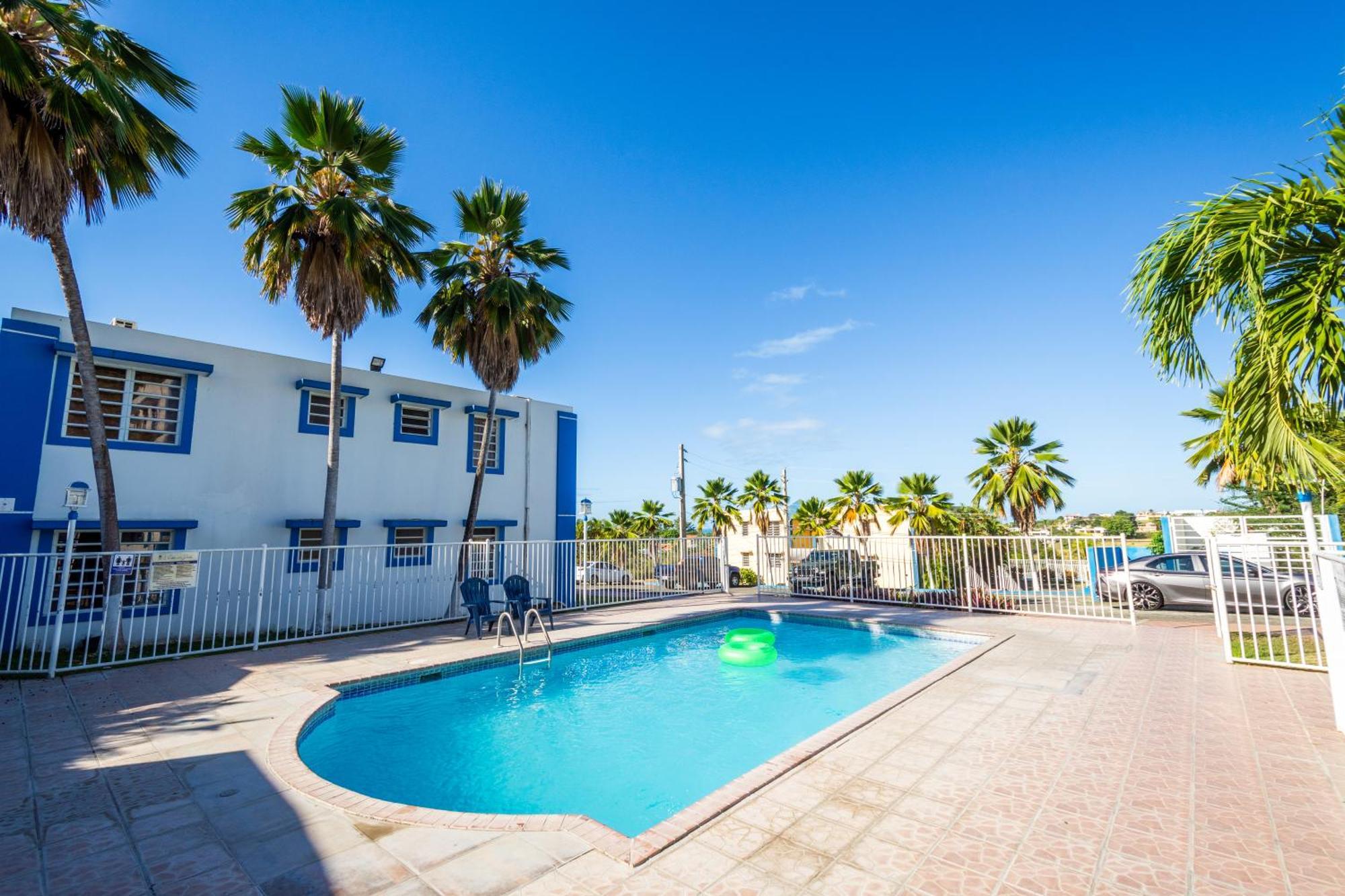 בוקרון West Coast Inn'S מראה חיצוני תמונה